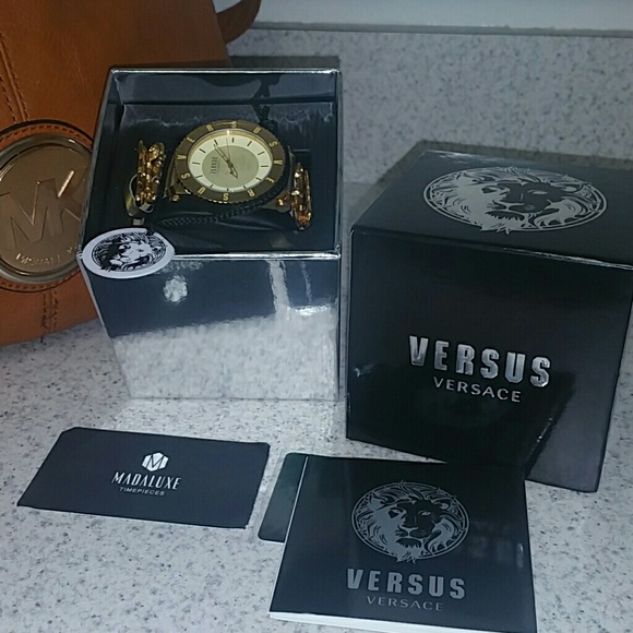 VERSACE Timepiece Versus by Versace - Picture 2 of 3